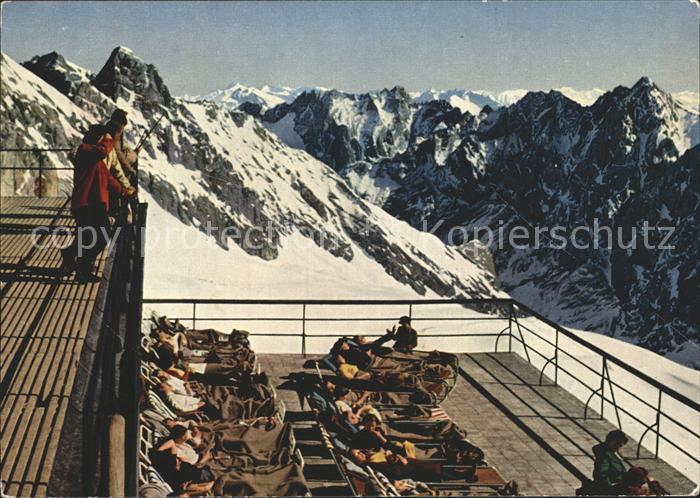 GARMISCH-PARTENKIRCHEN Bayern Bayerische Zugspitzbahn Terrasse Hotel Schneeferne