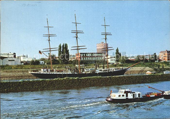 BREMEN  CITY Partie an der Weser Segelschulschiff Deutschland
