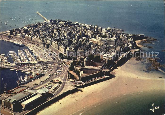 Saint-Malo 35 Le Bassin et le chateau vue aerienne