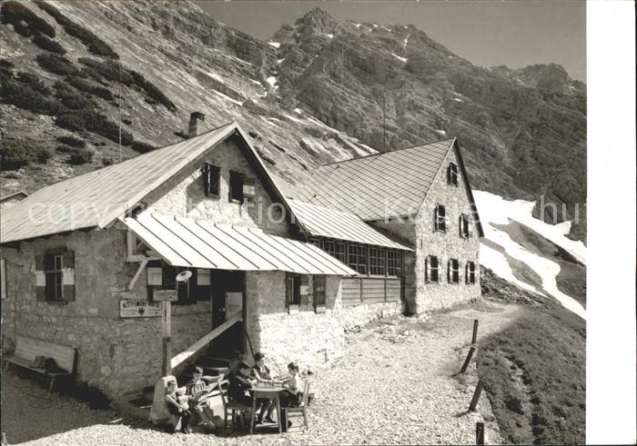 Bettelwurfhuette Gesamtansicht