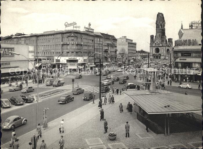 BERLIN  CITY Kurfuerstendamm mit Gedaechtniskirche
