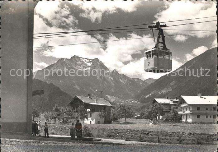 Mayrhofen Zillertal Penkenbahn mit Gruenberg