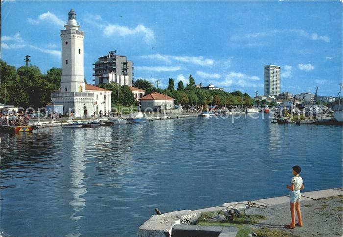 Rimini Hafenpartie Leuchtturm