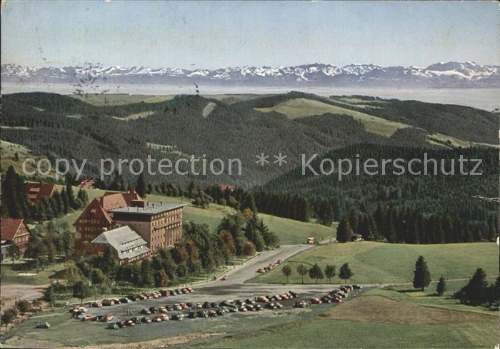 Feldberg Schwarzwald mit Hotel Feldberger Hof und Schweizer Alpen