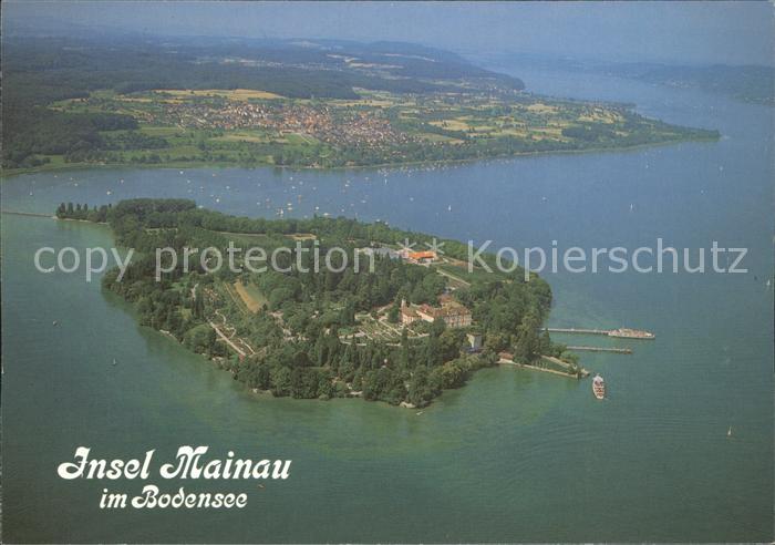 Insel Mainau im Bodensee mit Bodanrueck und ueberlingersee Fliegeraufnahme