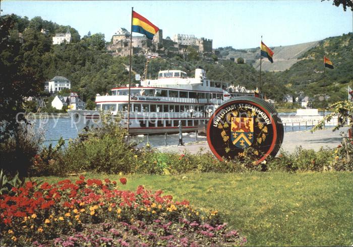 St Goarshausen mit Ruine Rheinfels Ausflugsdampfer Fass
