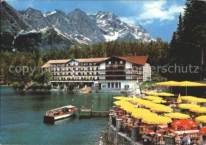 Eibsee Hotel und Eibseepavillon Terrasse Motorboot Anlegestelle Zugspitze