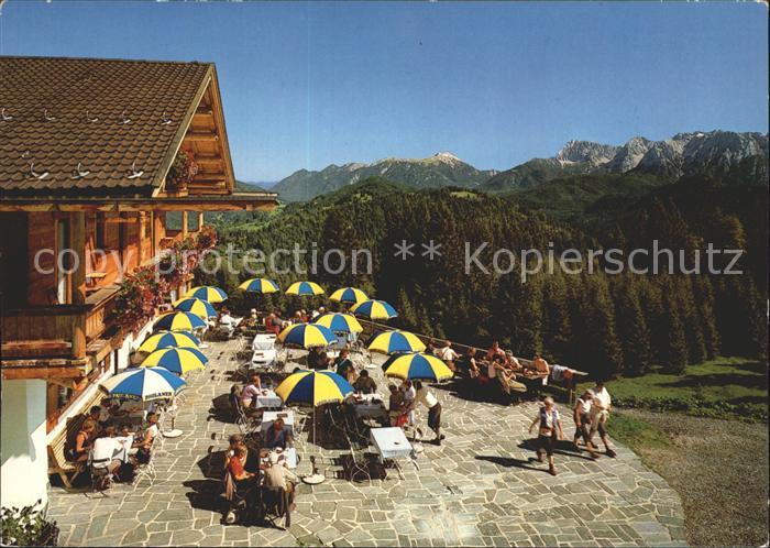 GARMISCH-PARTENKIRCHEN Bayern Berggasthof Bayernhaus Terrasse
