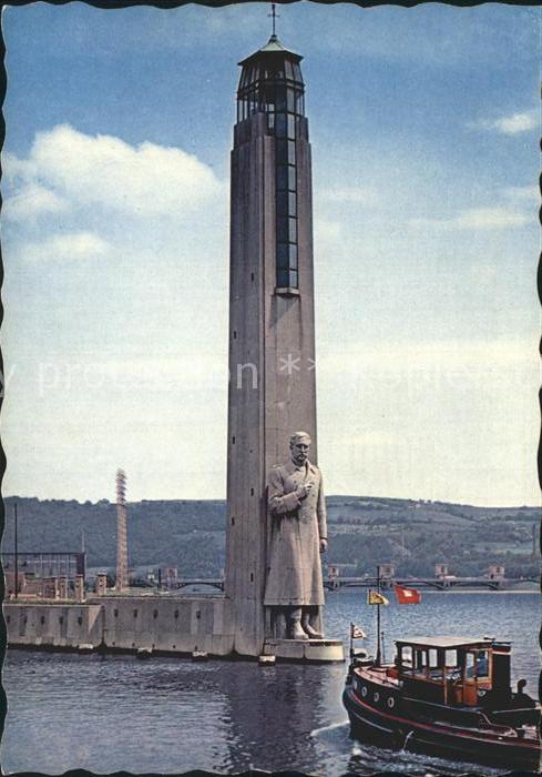 Liege Luettich Albert I Kanal und Denkmal