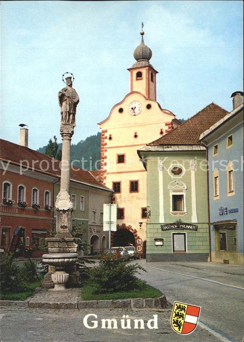 Gmuend Kaernten Platz mit Kirche