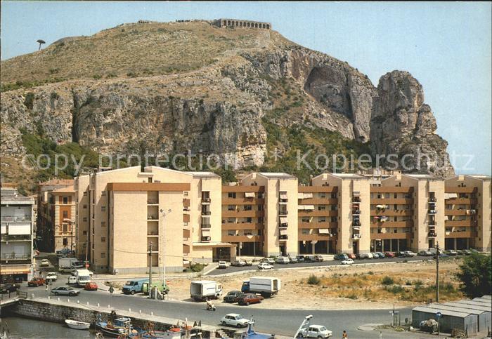 Terracina Glove Berg