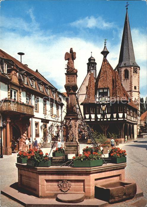 Michelstadt Marktplatz Rathaus Brunnen