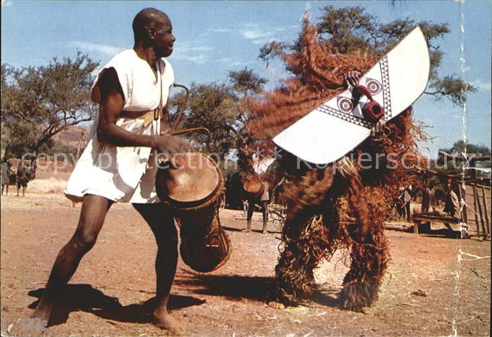 Tanz Taenzer Afrika Masques et danseurs