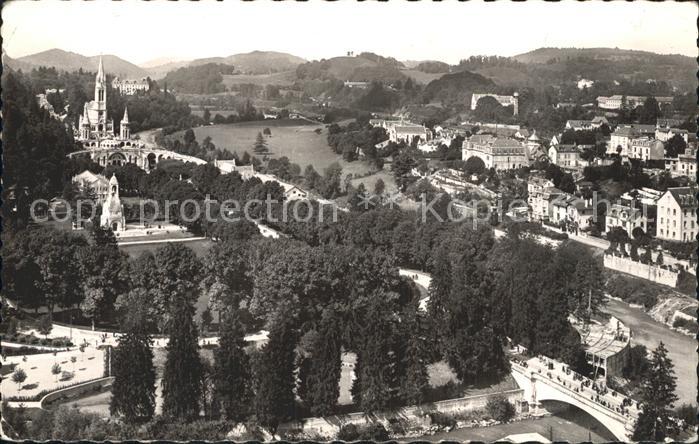 Lourdes Hautes Pyrenees Basilique Pont St-Michel