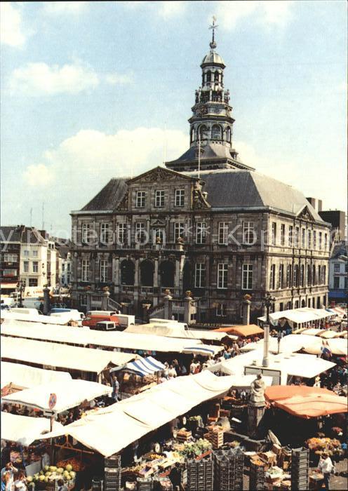 Maastricht Marktplatz mit Stadhuis