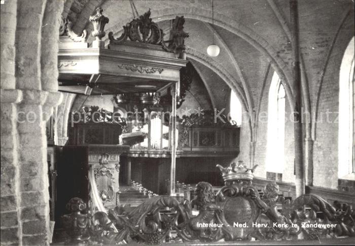 Zandeweer Kerk innen
