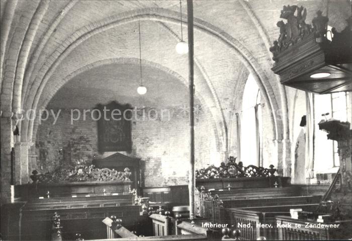 Zandeweer Kerk innen
