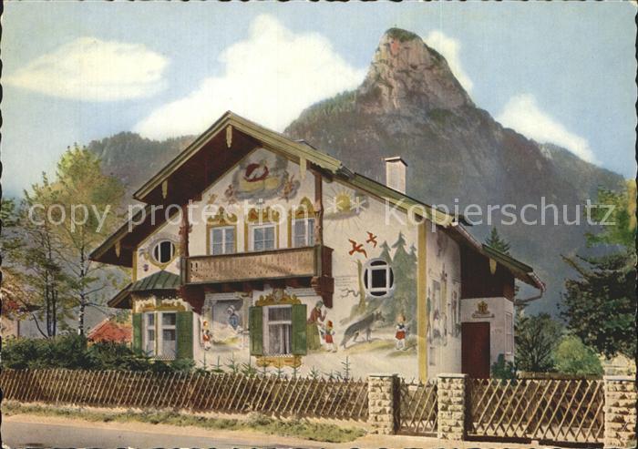 OBERAMMERGAU Bayern Rotkaeppchenhaus mit Kofel