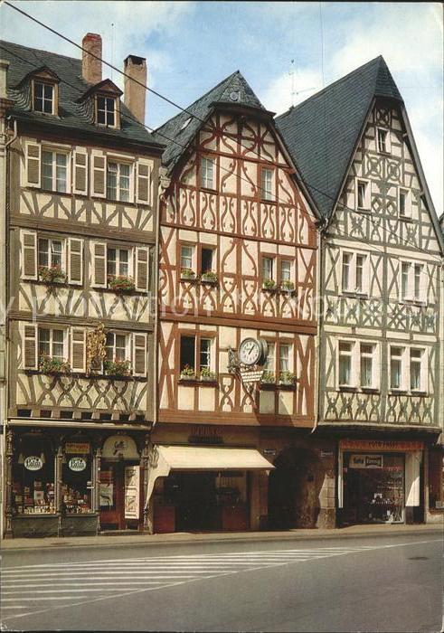 TRIER  CITY Alte Fachwerkhaeuser am Hauptmarkt