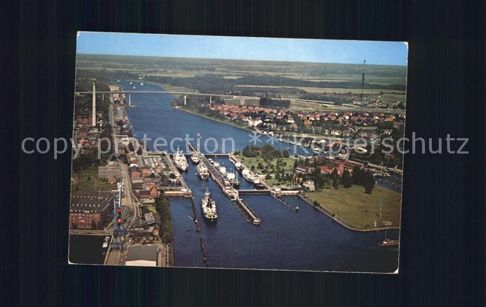 Holtenau Kiel Fliegeraufnahme Schleusen mit Hochbruecken