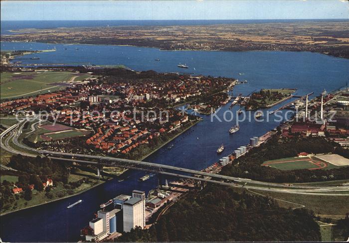 KIEL  CITY Nord-Ostsee-Kanal Holtenauer Schleuse Hochbruecken