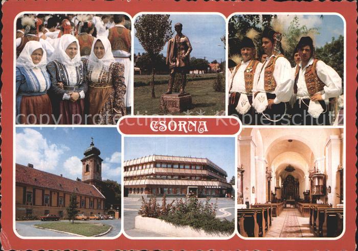 Csorna Gyoer Frauen und Maenner in Tracht