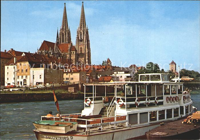 REGENSBURG Bayern Donauhafen Dom Sankt Peter