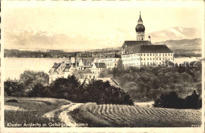 Kloster Andechs mit Gebirgspanorama