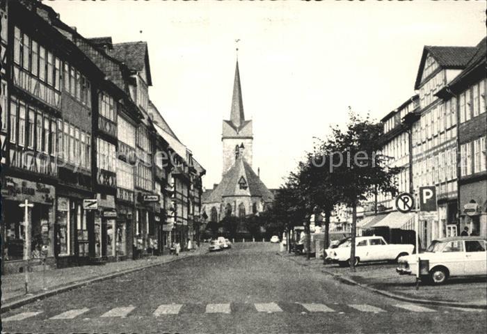 Duderstadt Niedersachsen Marktstrasse mit Sankt Servatius Kirche