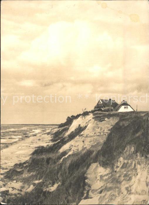 Ahrenshoop Ostseebad Haeuser am Hohen Ufer