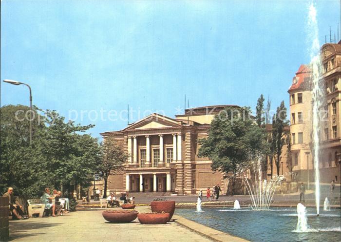 Halle Saale Theater des Friedens Springbrunnen