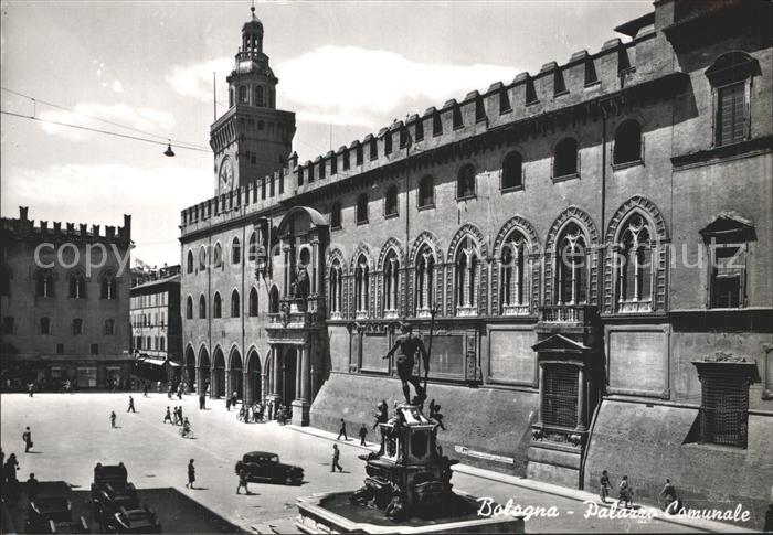 Bologna Palazzo Comunale Monumento