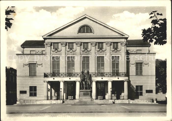 Weimar Thueringen Nationaltheater Denkmal Statue