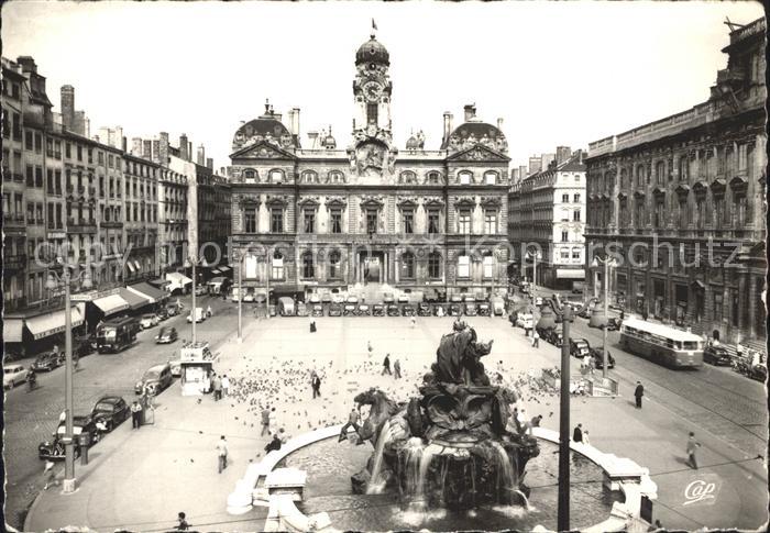 Lyon France Place des Terreaux Fontaine