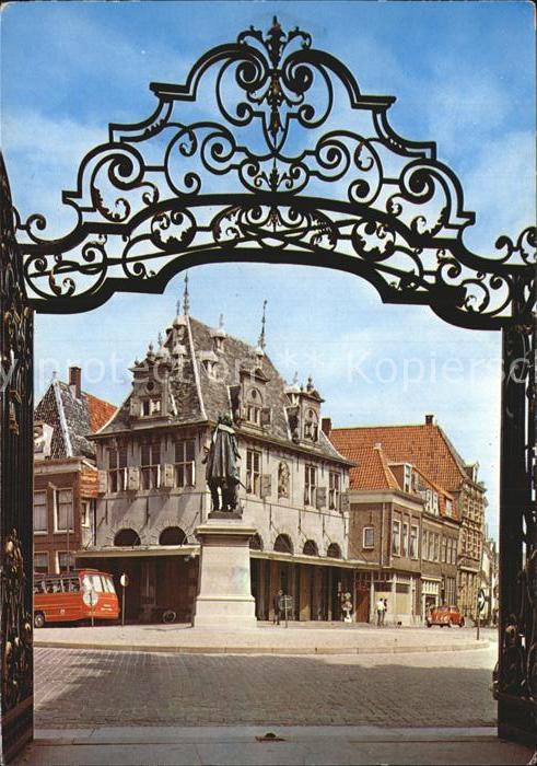 Hoorn Waag Standbeeld J Pzn Coen