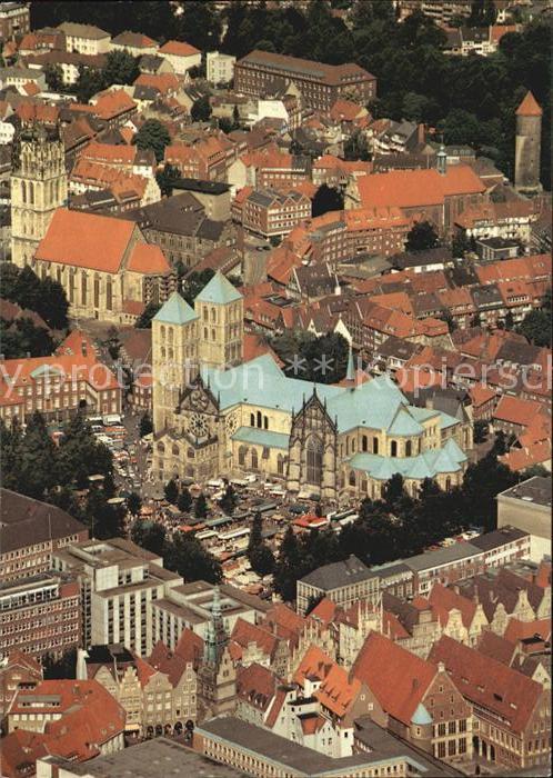 Muenster Westfalen Stadtzentrum mit St Paulus Dom ueberwasserkirche und Buddentu