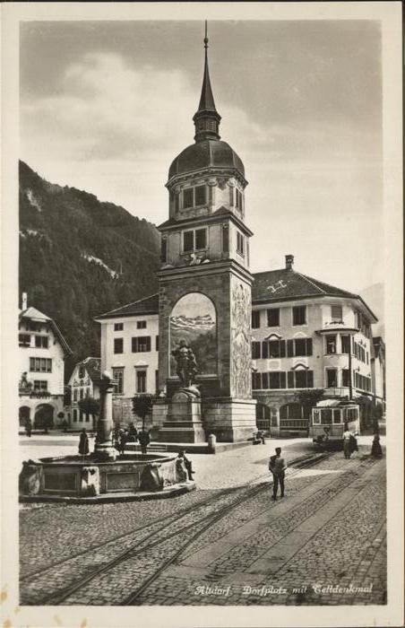Strassenbahn Altdorf Dorfplatz Telldenkmal