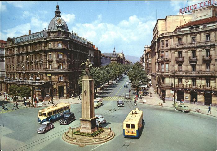 Bilbao Espana Monumento a Lopez de Haro y Gran Via Denkmal