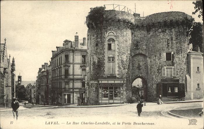 Laval Mayenne La Rue Charles_Landelle Porte Beucheres