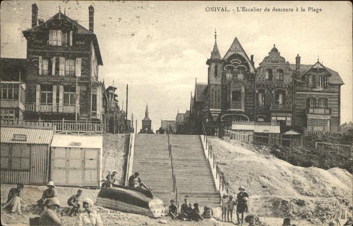 Onival sur Mer L Escalier de descente a la plage