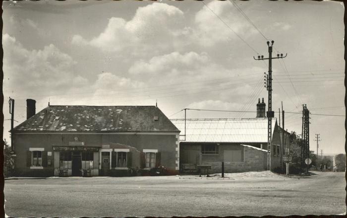 La Hutte Saint-Germain-sur-Sarthe Le Carrefour et route des Fresnay