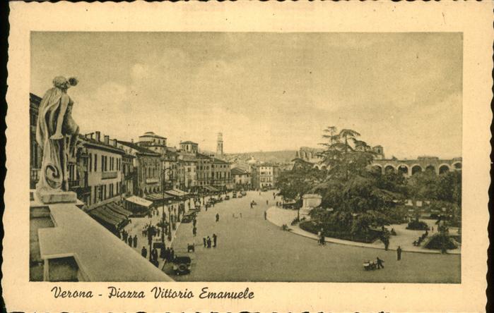 Verona Veneto Piazza Vittorio Emanuele Skulptur