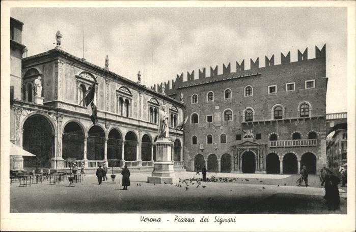 Verona Veneto Piazza dei Signori Denkmal