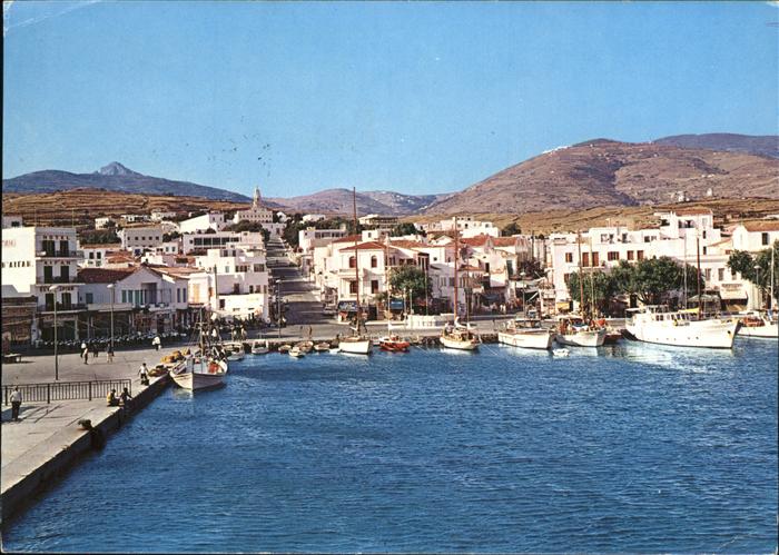 Tinos Teilansicht Hafen