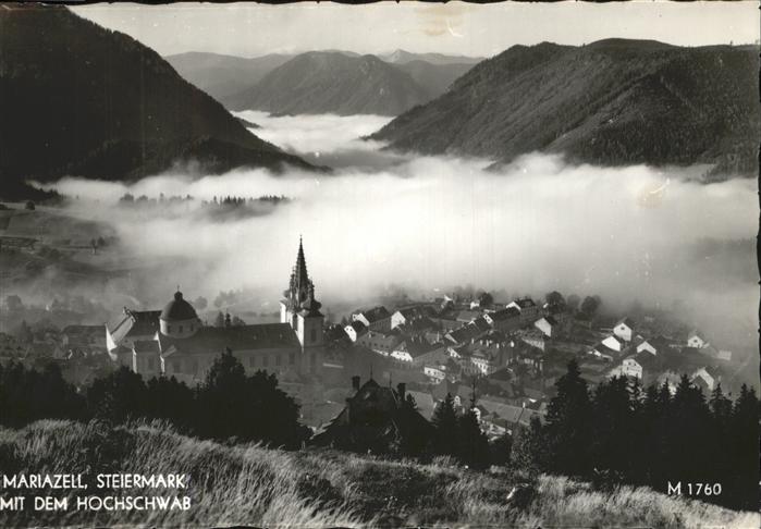 Mariazell Steiermark Panorama Blick uebers Tal im Nebel mit Hochschwab Noerdlich