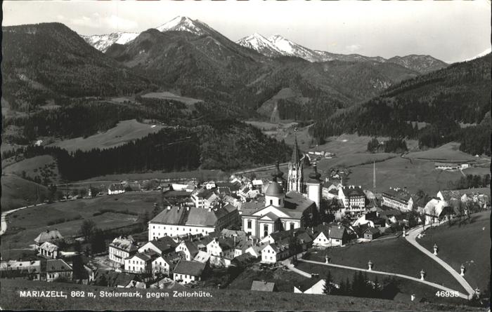 Mariazell Steiermark Blick über das Dorf gegen Zellerhüte Yb
