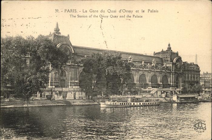 Paris La Gare du Quai d_Orsay et le Palais au