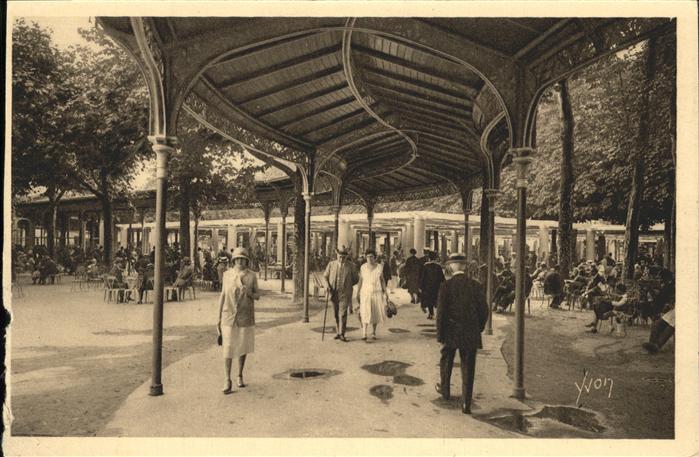 Vichy Allier Les Allees couvertes et le Pergolas