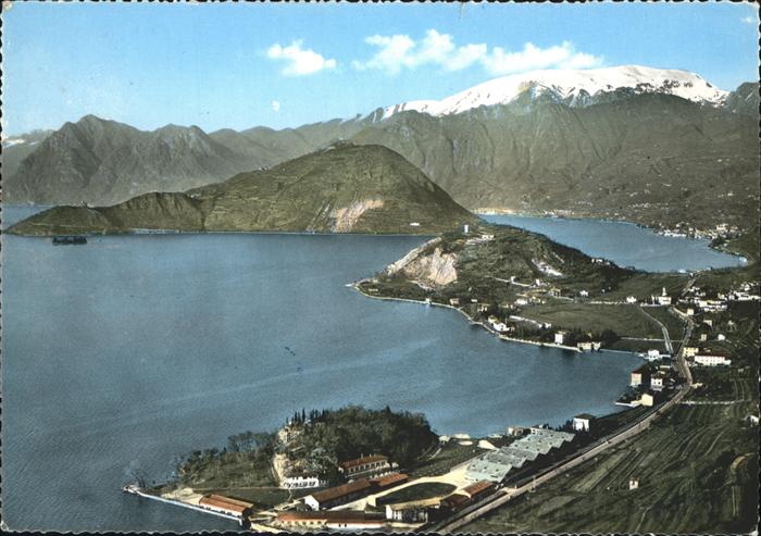 Monte Isola Lago d Iseo dalla Rocca Oldofredi