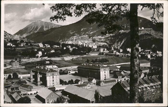 Briancon Les casernes